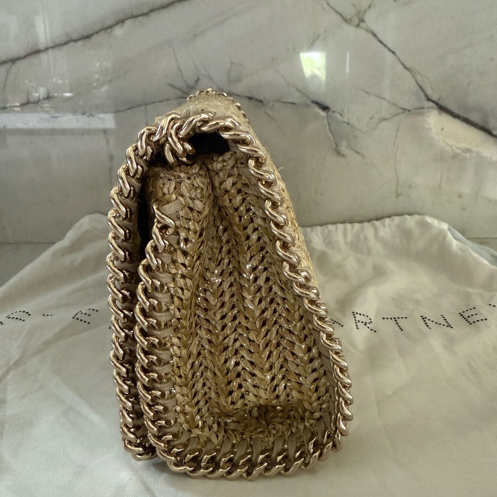 Stella McCartney Natural Beige Woven Crossbody with Gold Chain - Picture 5 of 13